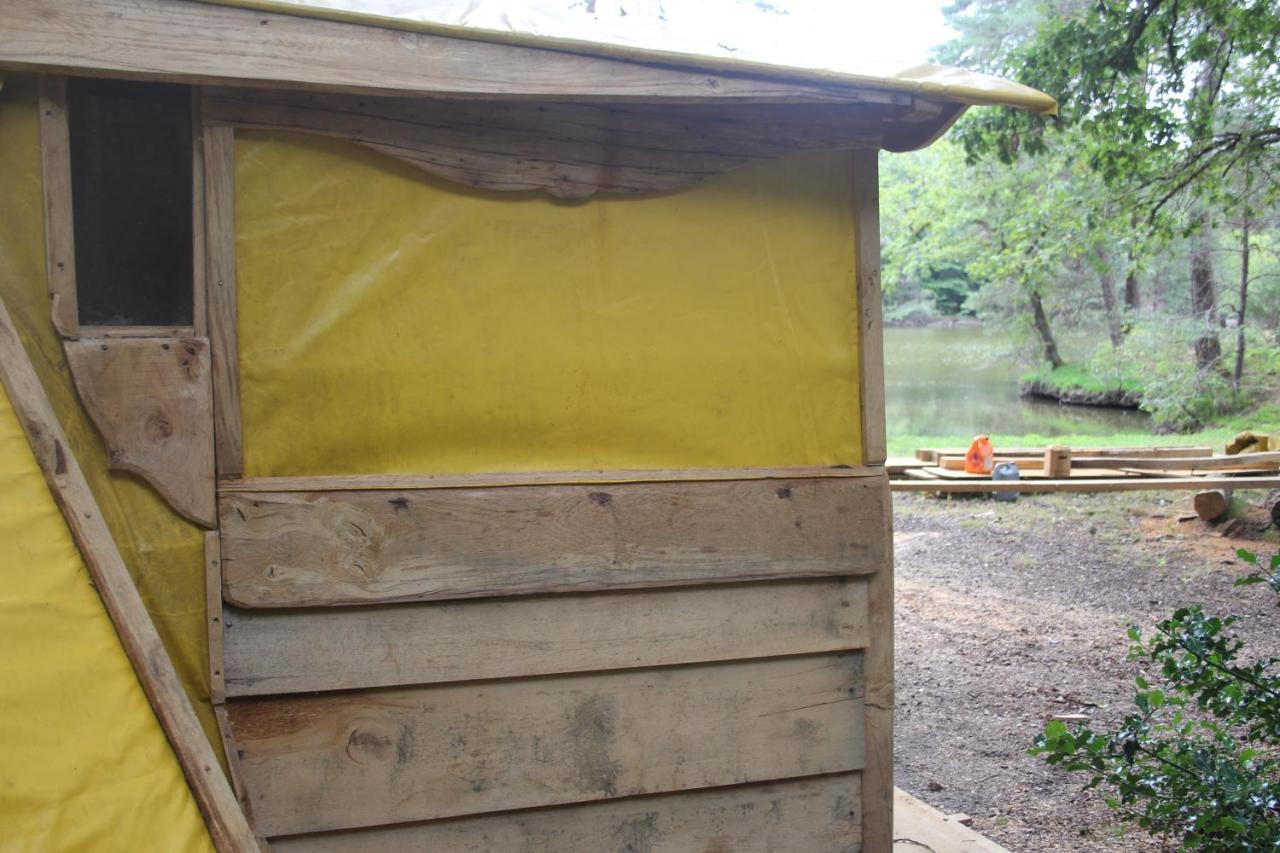 Air Naturel De Camping Moulin De Malesse Tipi Saint-Privat  外观 照片